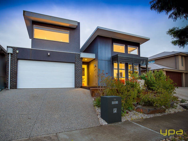 34 Kororoit Approach, Caroline Springs VIC 3023