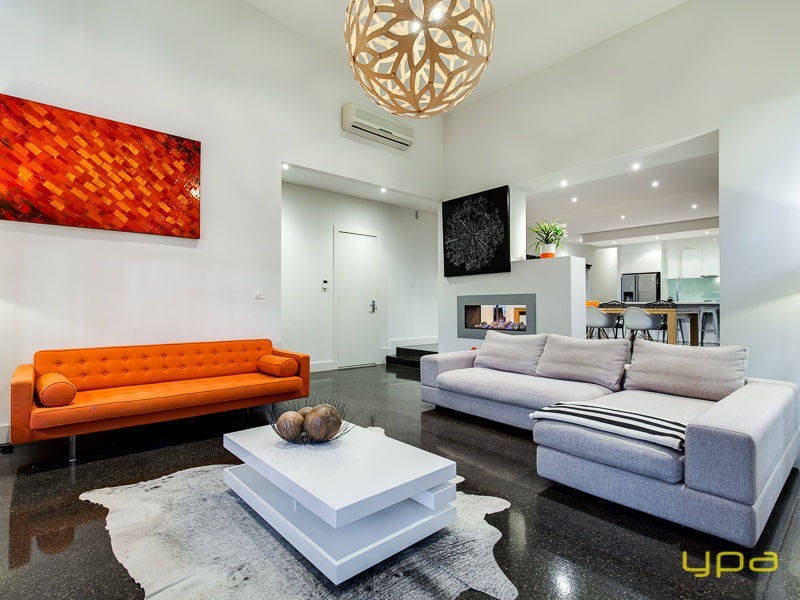 34 Kororoit Approach, Caroline Springs VIC 3023