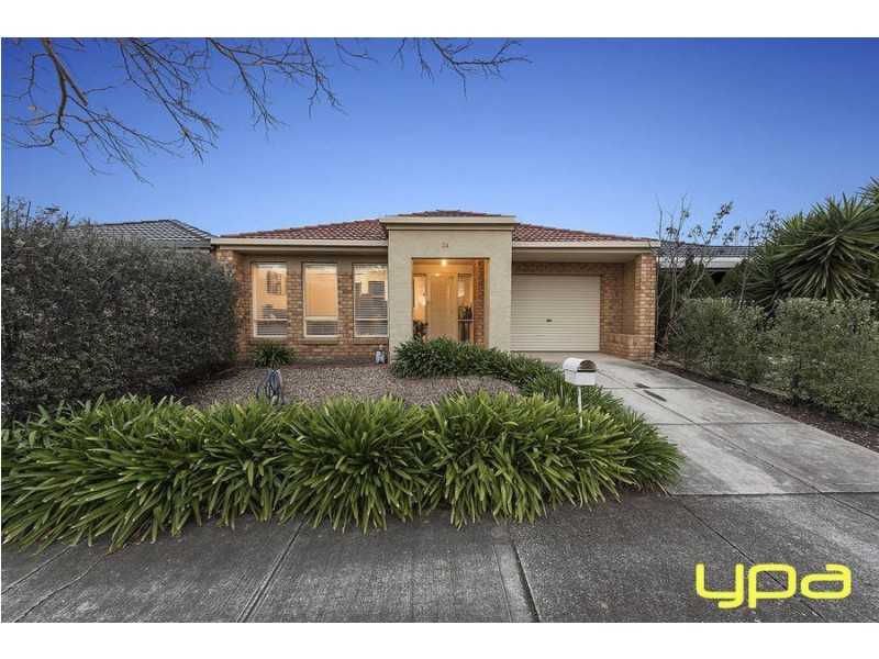 34 Fydler Avenue, Burnside VIC 3023