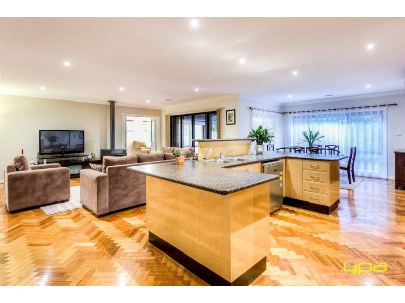 88 Inglewood Drive, Burnside Heights VIC 3023