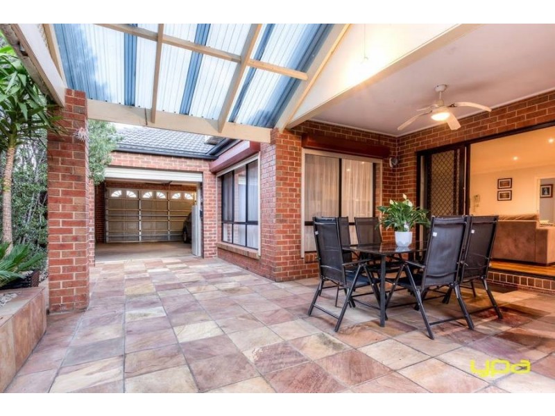 88 Inglewood Drive, Burnside Heights VIC 3023