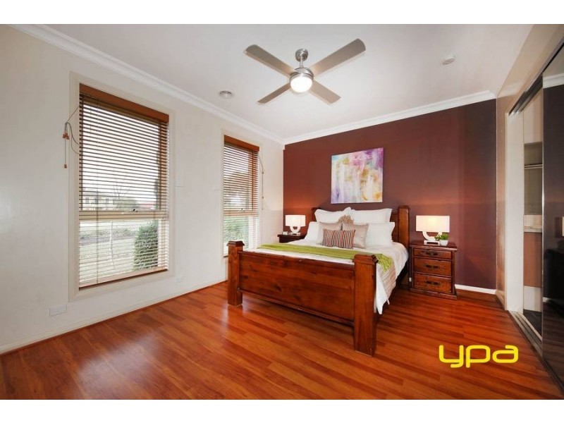 243 Westwood Drive, Burnside VIC 3023