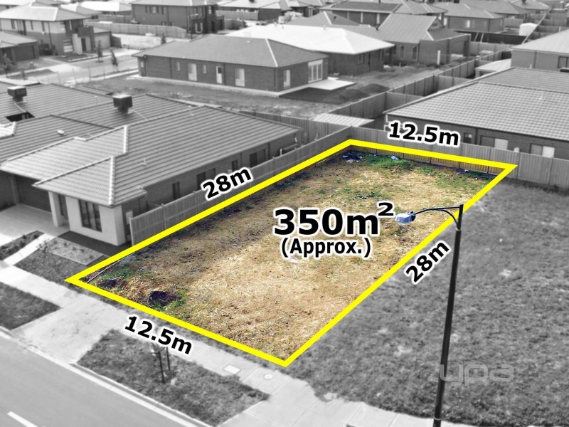 4 Wavell Parade, Plumpton VIC 3335