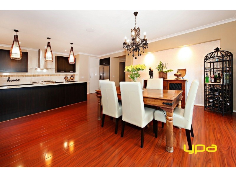 47 Carisbrook Street, Caroline Springs VIC 3023