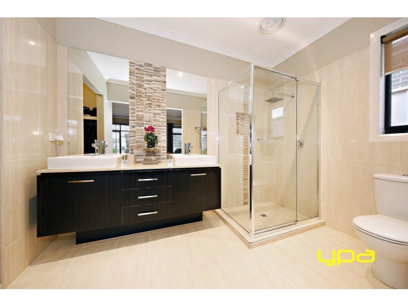 47 Carisbrook Street, Caroline Springs VIC 3023