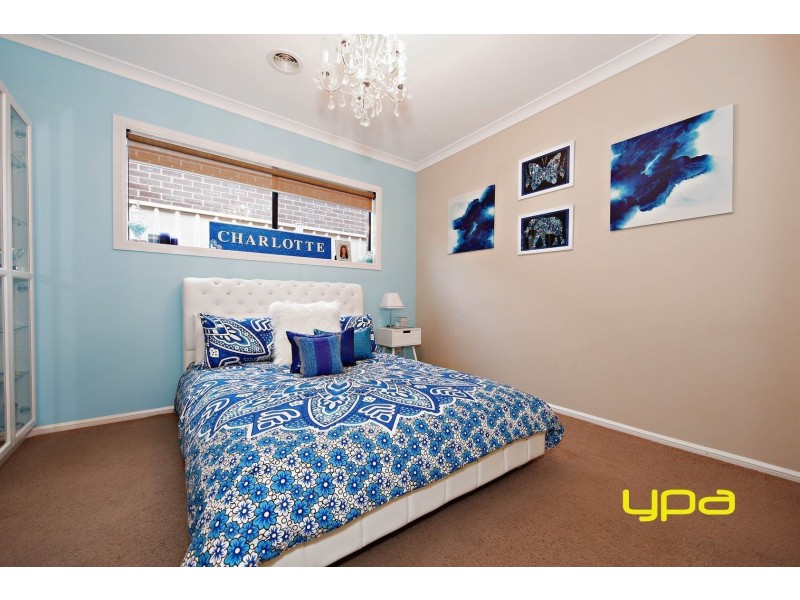 47 Carisbrook Street, Caroline Springs VIC 3023