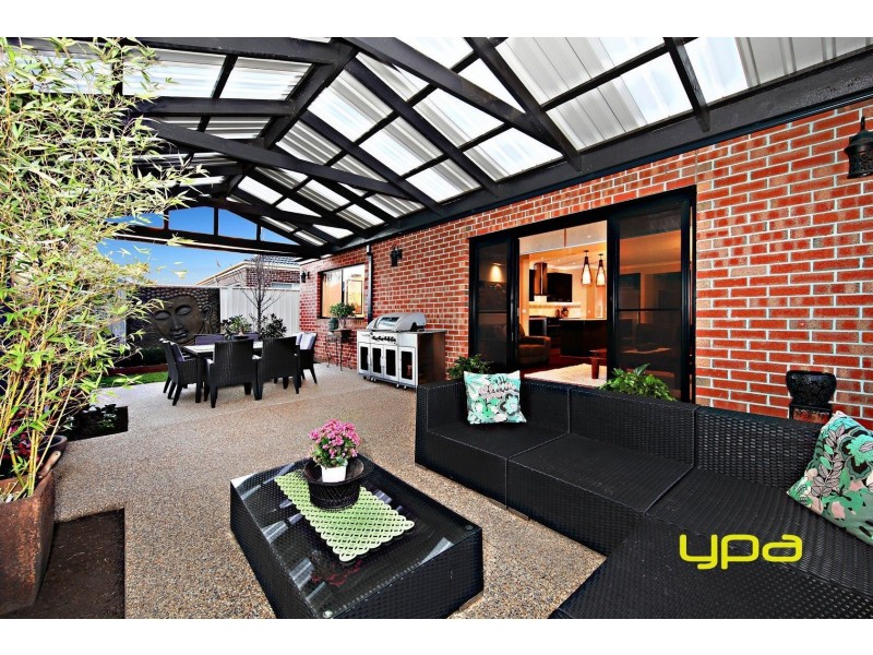 47 Carisbrook Street, Caroline Springs VIC 3023