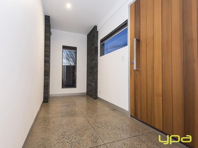 20 Kings Domain, Caroline Springs VIC 3023