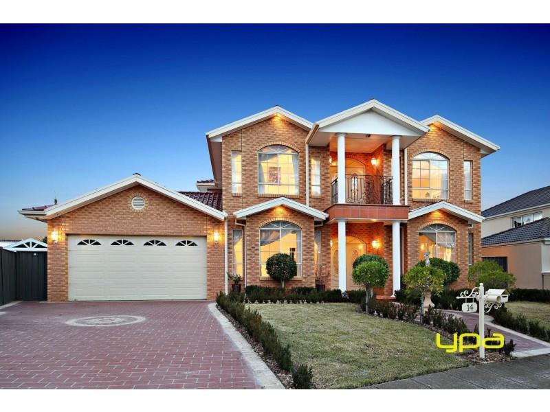 14 Bimbadeen Street, Burnside VIC 3023