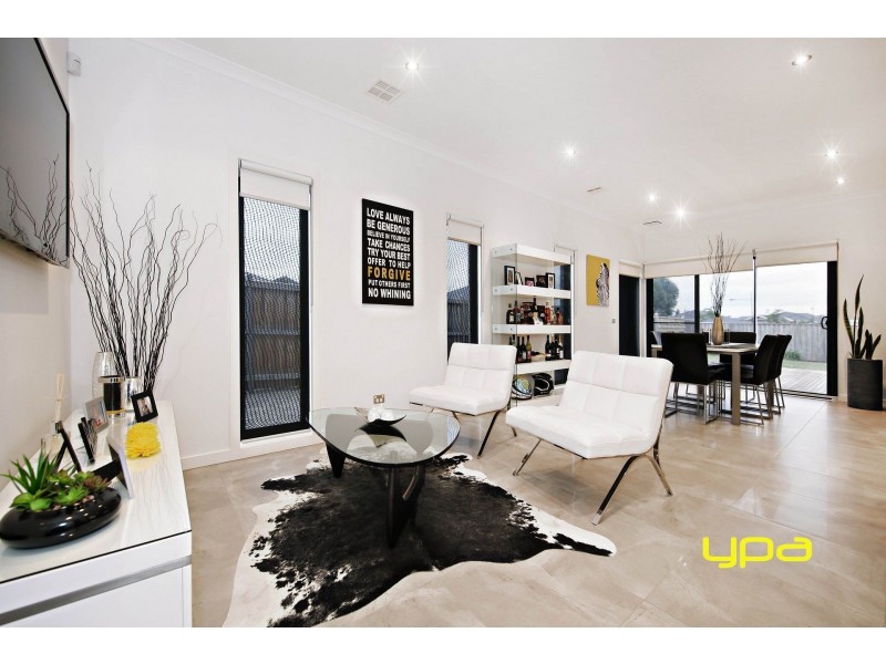 11 Arbour Boulevard, Burnside Heights VIC 3023