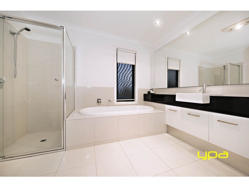 11 Arbour Boulevard, Burnside Heights VIC 3023