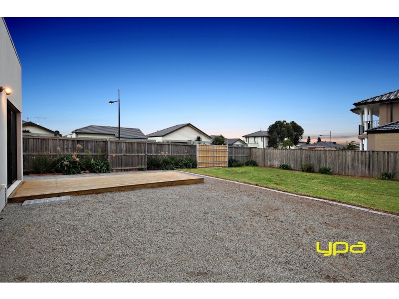 11 Arbour Boulevard, Burnside Heights VIC 3023