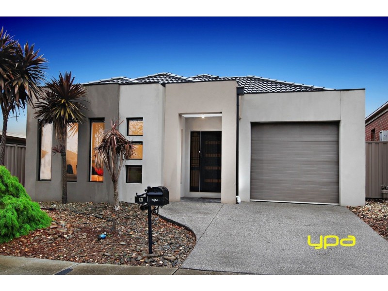 6 Cullen Terrace, Caroline Springs VIC 3023