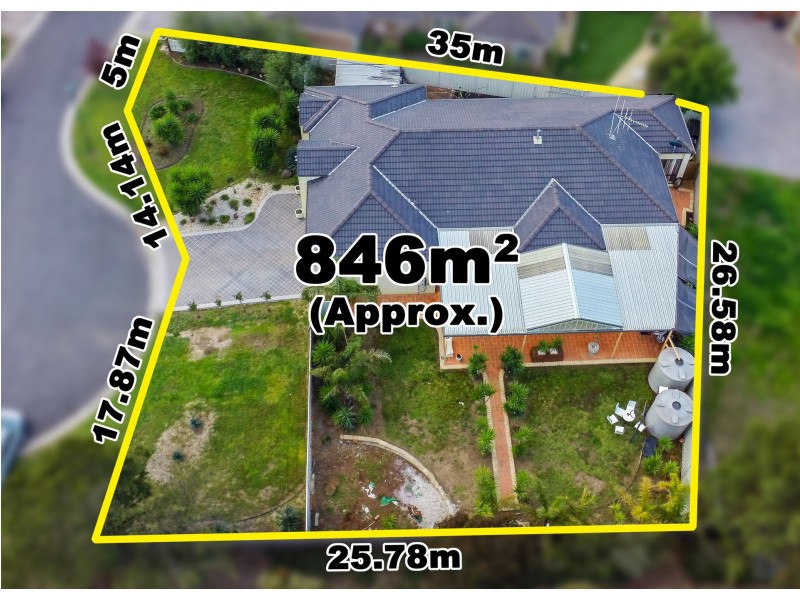 3 Heaton Court, Caroline Springs VIC 3023