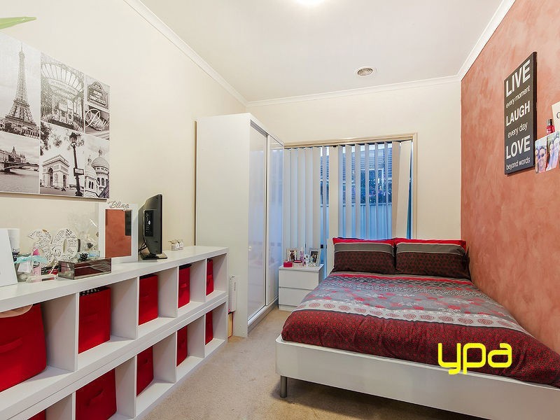 3 Heaton Court, Caroline Springs VIC 3023