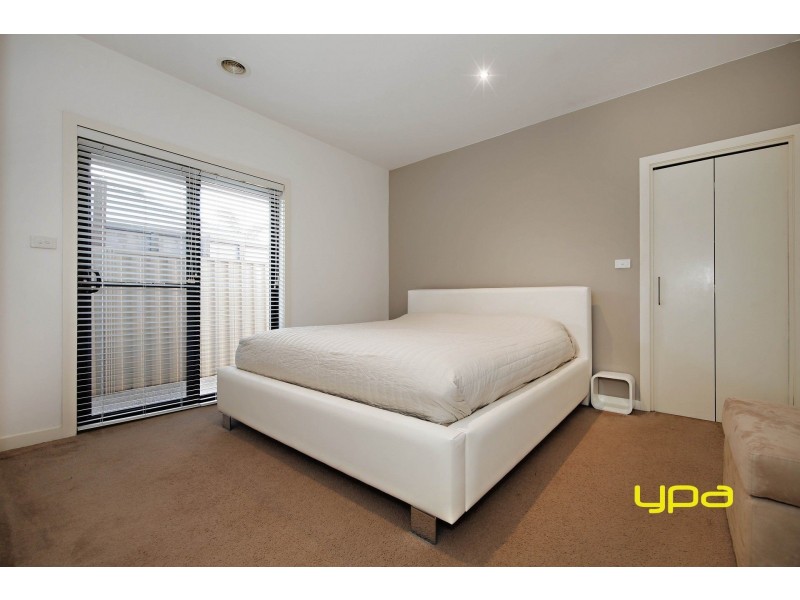 19 Kooyong Way, Caroline Springs VIC 3023