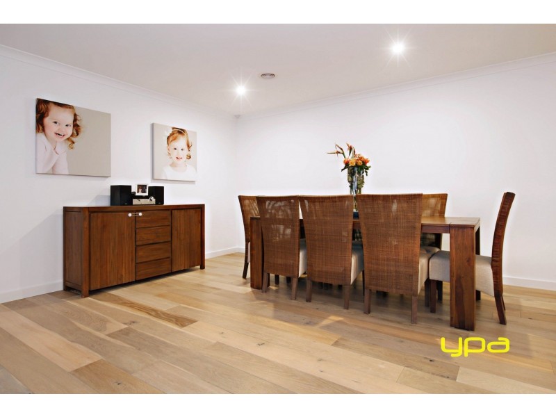 50 Edgbaston Parade, Caroline Springs VIC 3023