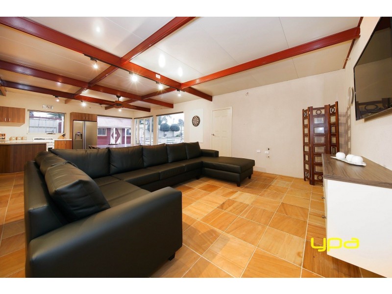 9 Lancelot Court, Hillside VIC 3037