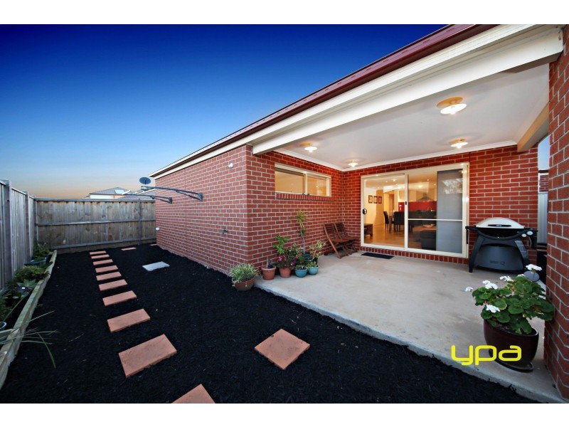 37 Keynes Circuit, Plumpton VIC 3335