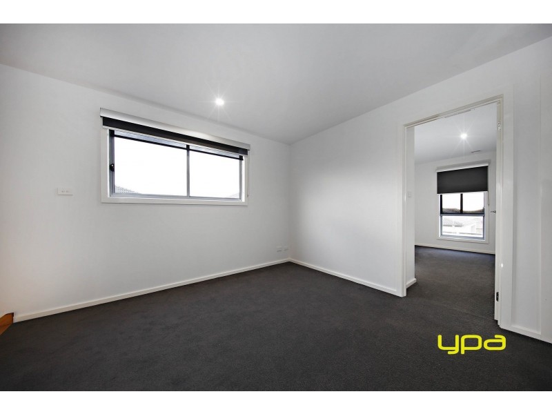 16 Dawkins Avenue, Plumpton VIC 3335