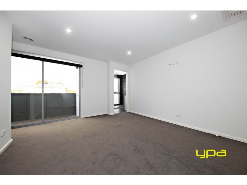 16 Dawkins Avenue, Plumpton VIC 3335