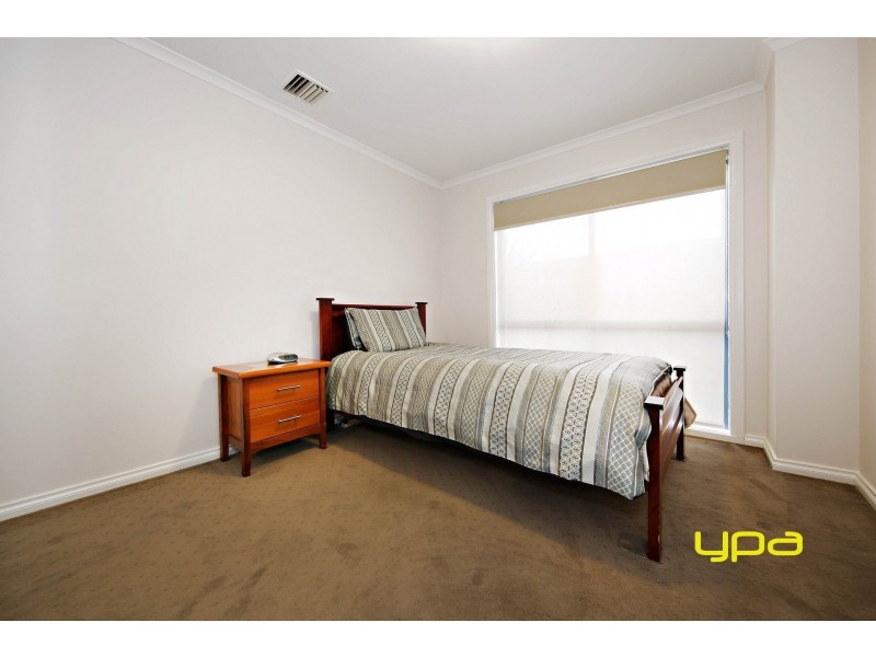 6 Englewood Court, Hillside VIC 3037