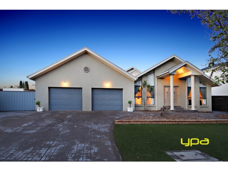 6 Englewood Court, Hillside VIC 3037