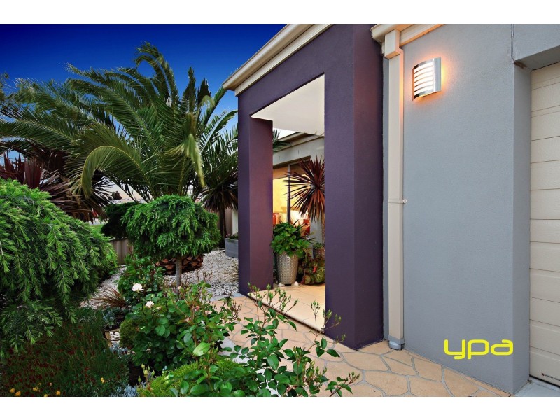 27 Blaxland Street, Burnside Heights VIC 3023