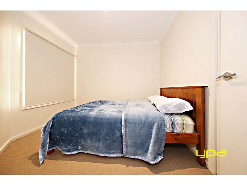 14 Kai Close, Caroline Springs VIC 3023