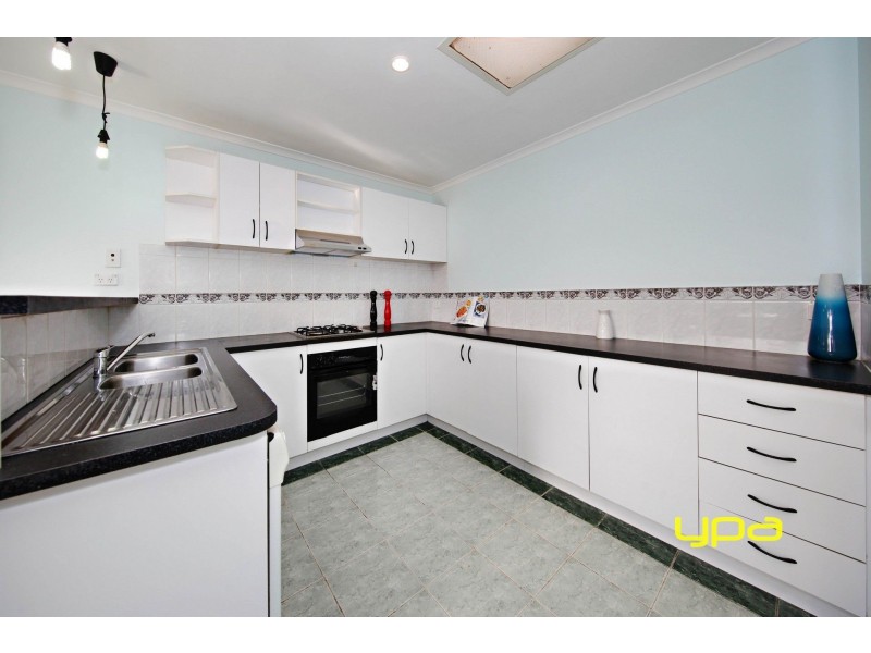 16 Roycroft Avenue, Burnside VIC 3023