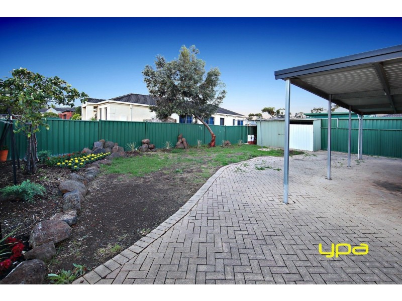 16 Roycroft Avenue, Burnside VIC 3023
