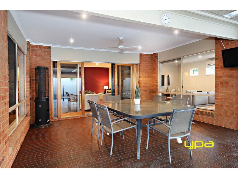 4 Atherton Avenue, Burnside Heights VIC 3023