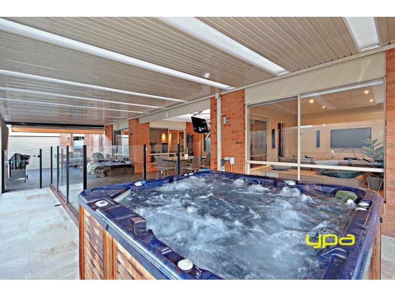 4 Atherton Avenue, Burnside Heights VIC 3023