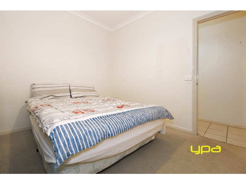 63 Northampton Crescent, Caroline Springs VIC 3023