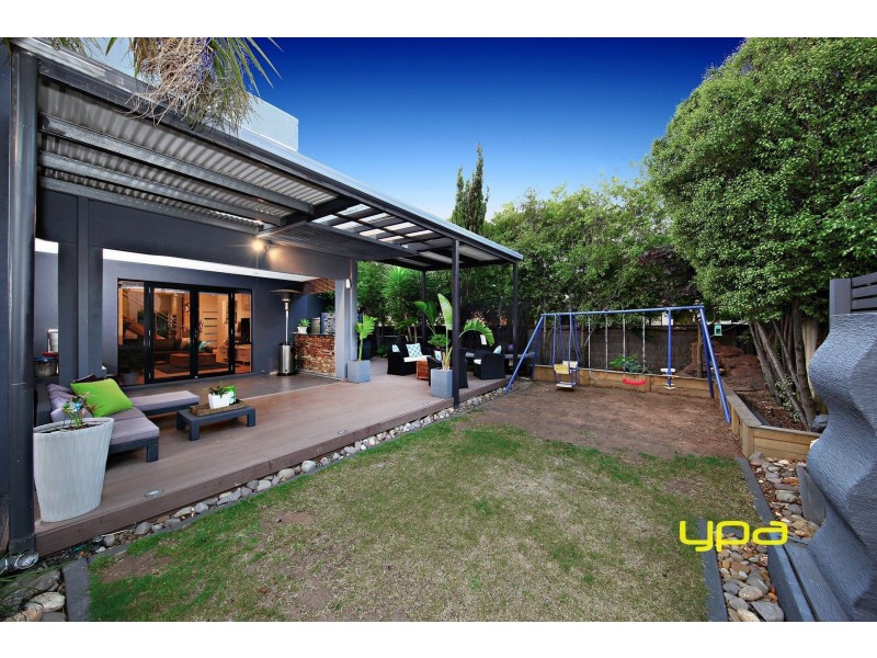 2 Lonsdale Court, Caroline Springs VIC 3023