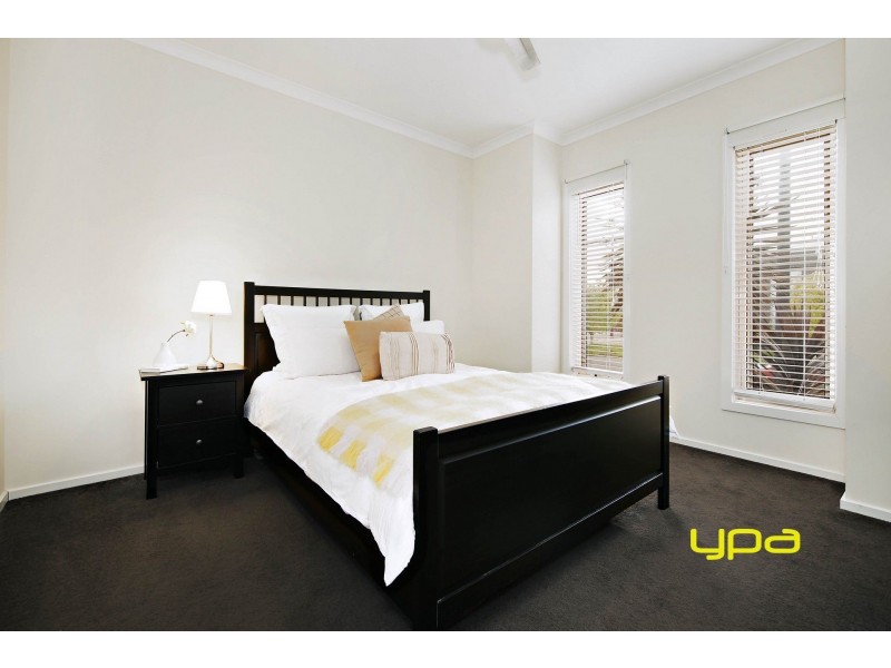 39 Broadway, Caroline Springs VIC 3023