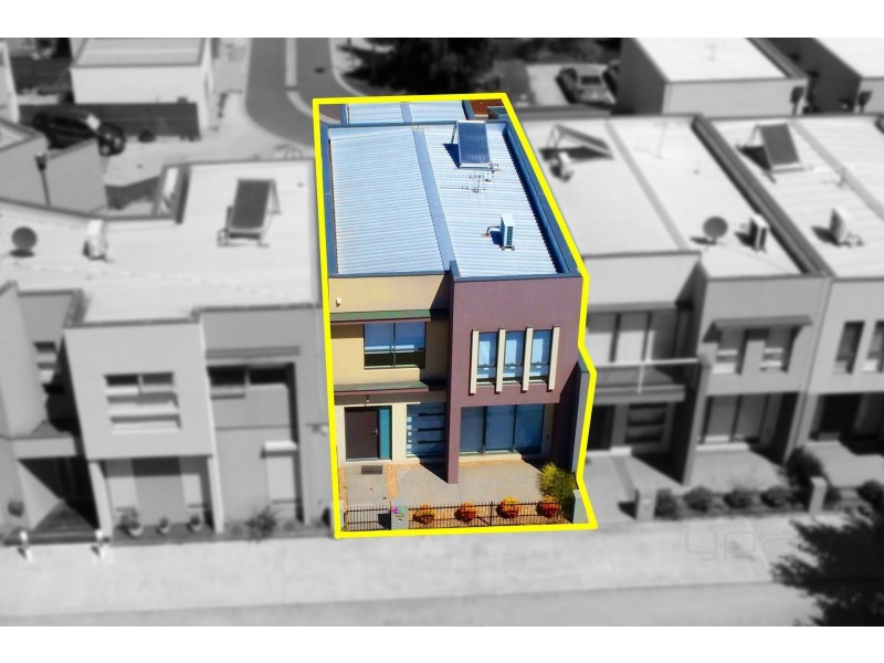 58 Commercial Road, Caroline Springs VIC 3023