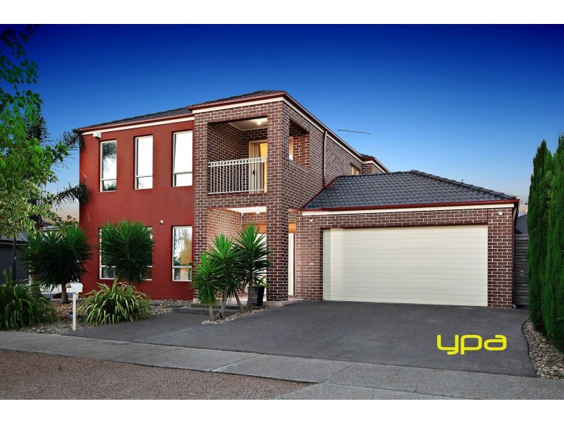 3 Tumbalong Street, Caroline Springs VIC 3023