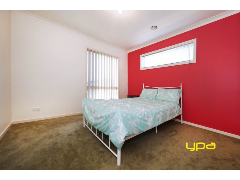 3 Tumbalong Street, Caroline Springs VIC 3023