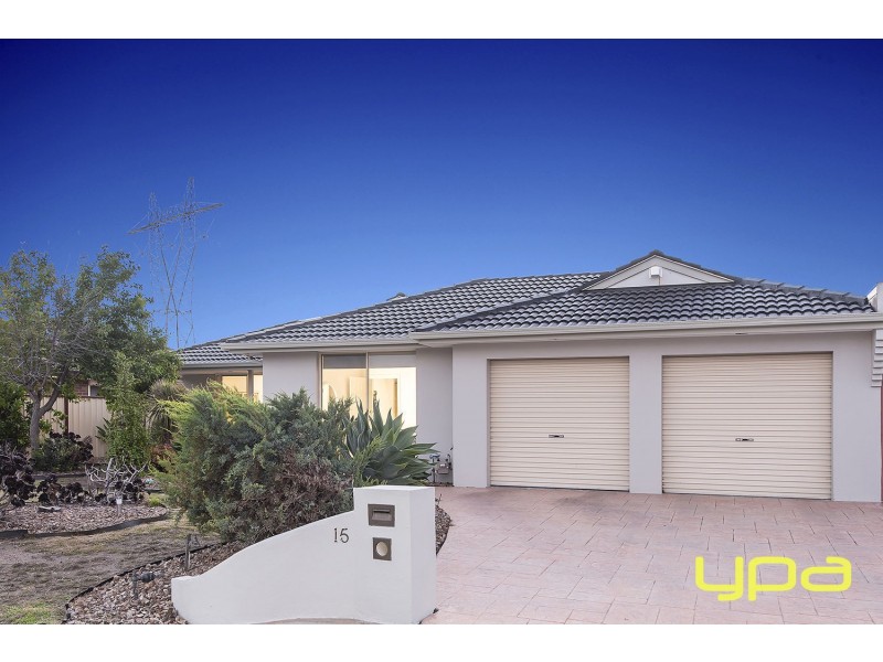 15 Clematis Drive, Taylors Lakes VIC 3038
