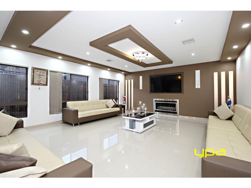 15 Serra Way, Plumpton VIC 3335