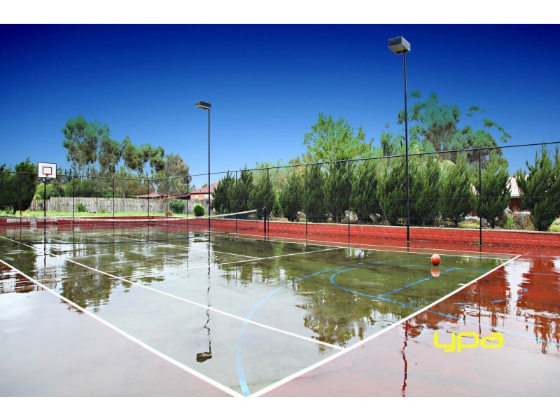 6 Robinia Close, Hillside VIC 3037