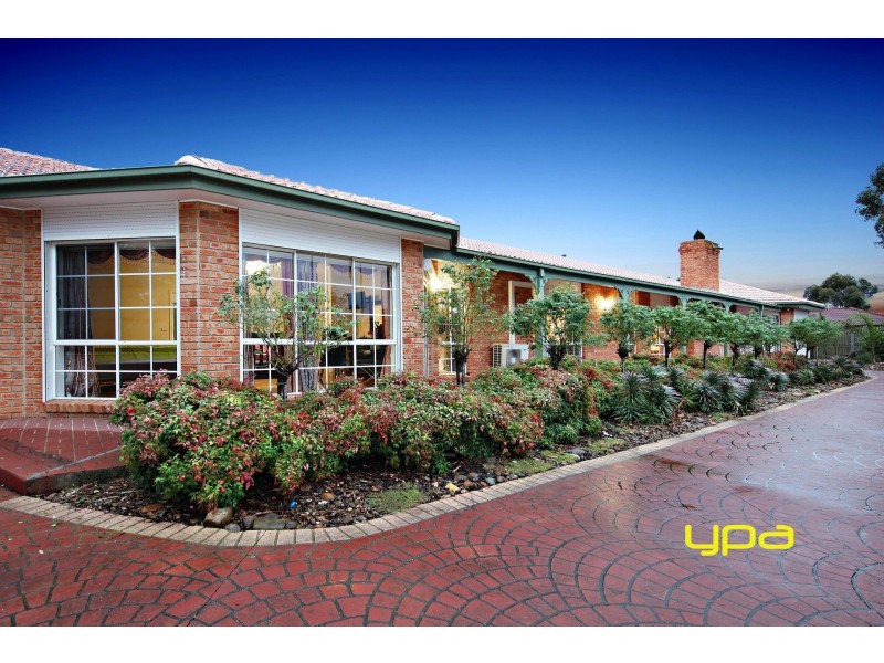 6 Robinia Close, Hillside VIC 3037