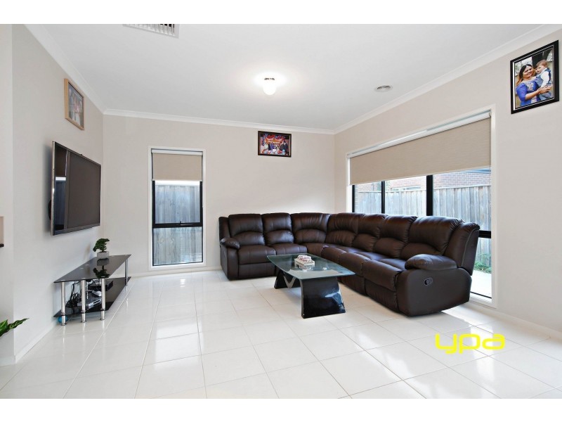 18 Rowling Street, Plumpton VIC 3335