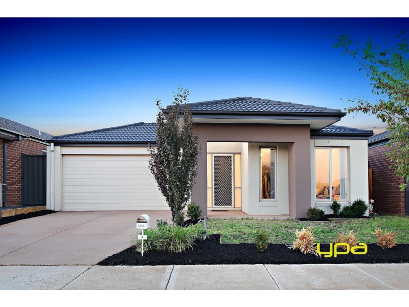 4 Annecy Boulevard, Plumpton VIC 3335