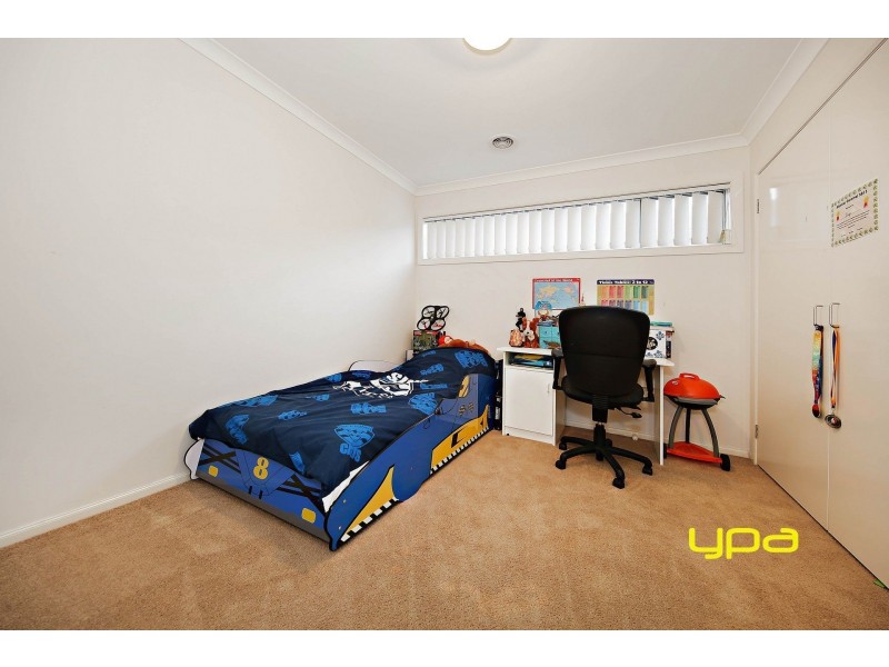 4 Annecy Boulevard, Plumpton VIC 3335