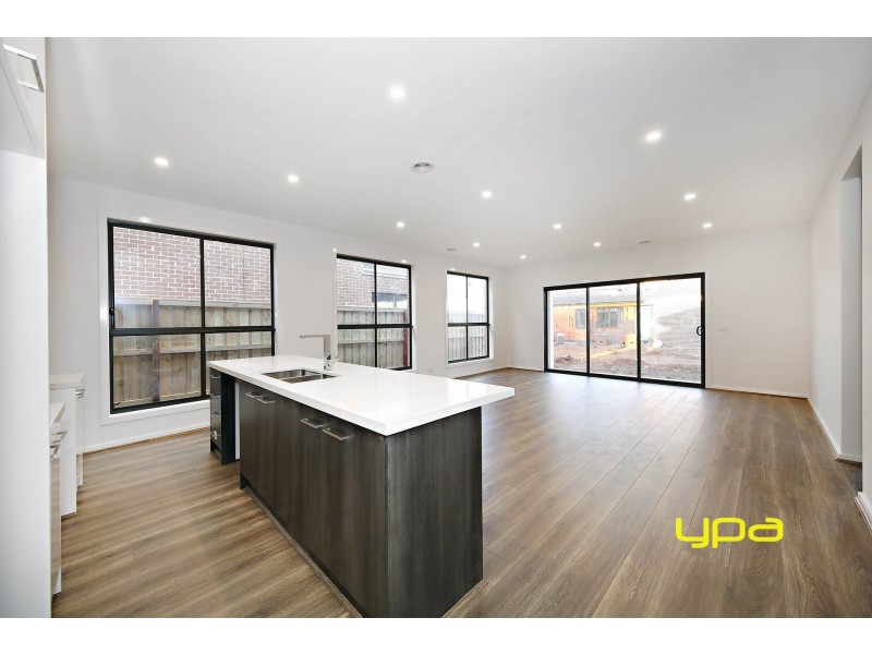 2 Auburn Drive, Plumpton VIC 3335