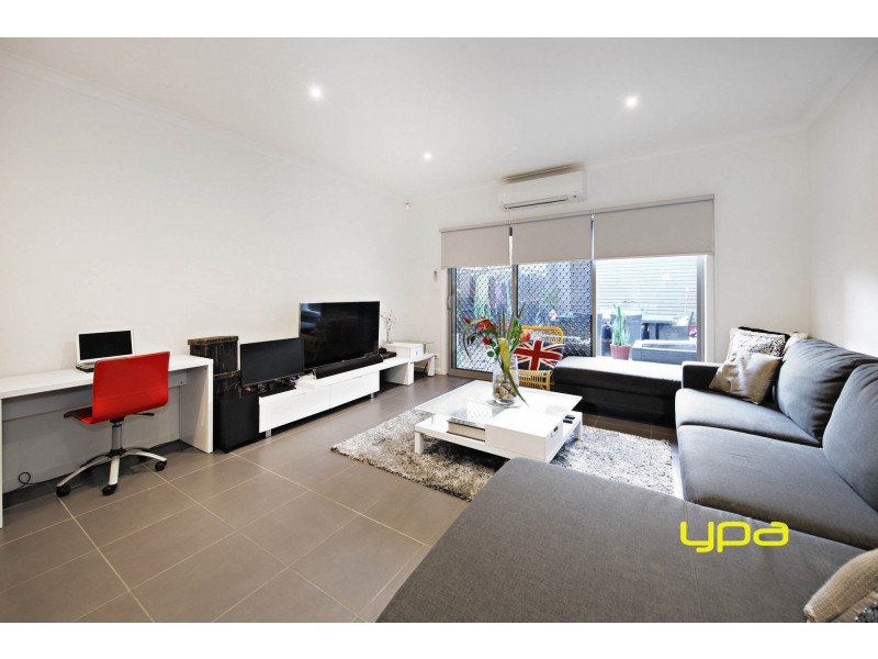 13 Bay Street, Caroline Springs VIC 3023