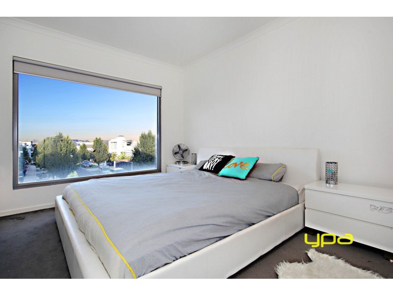 13 Bay Street, Caroline Springs VIC 3023