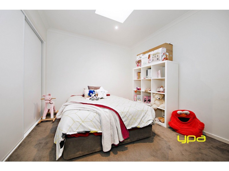 13 Bay Street, Caroline Springs VIC 3023